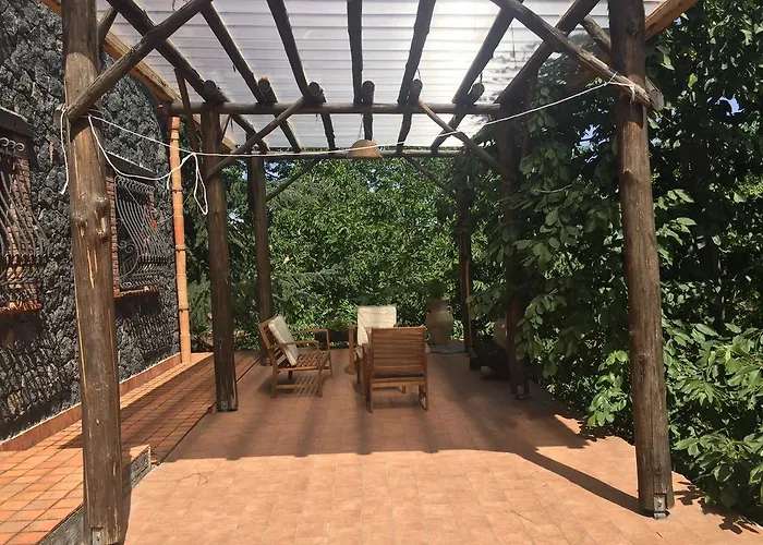Casa Etna Holiday home *