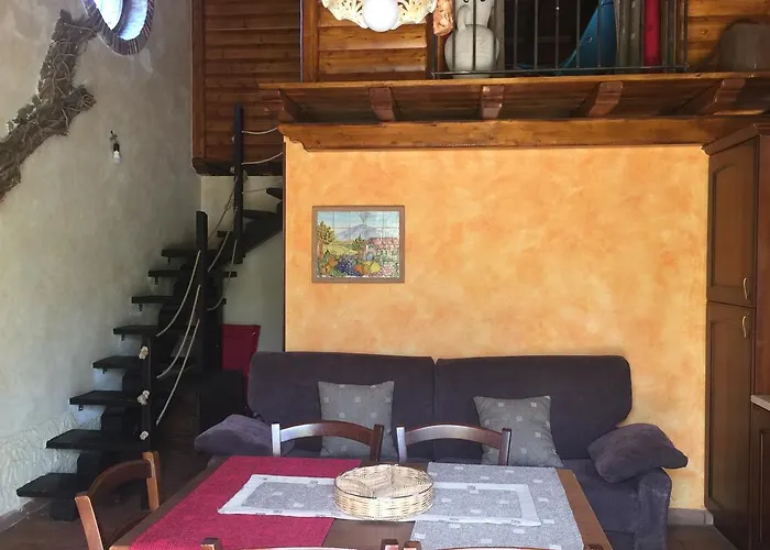 Casa Etna Holiday home *