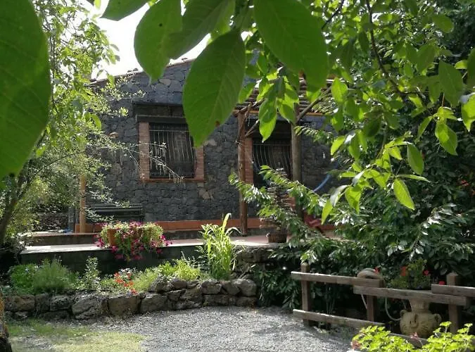 Casa Etna